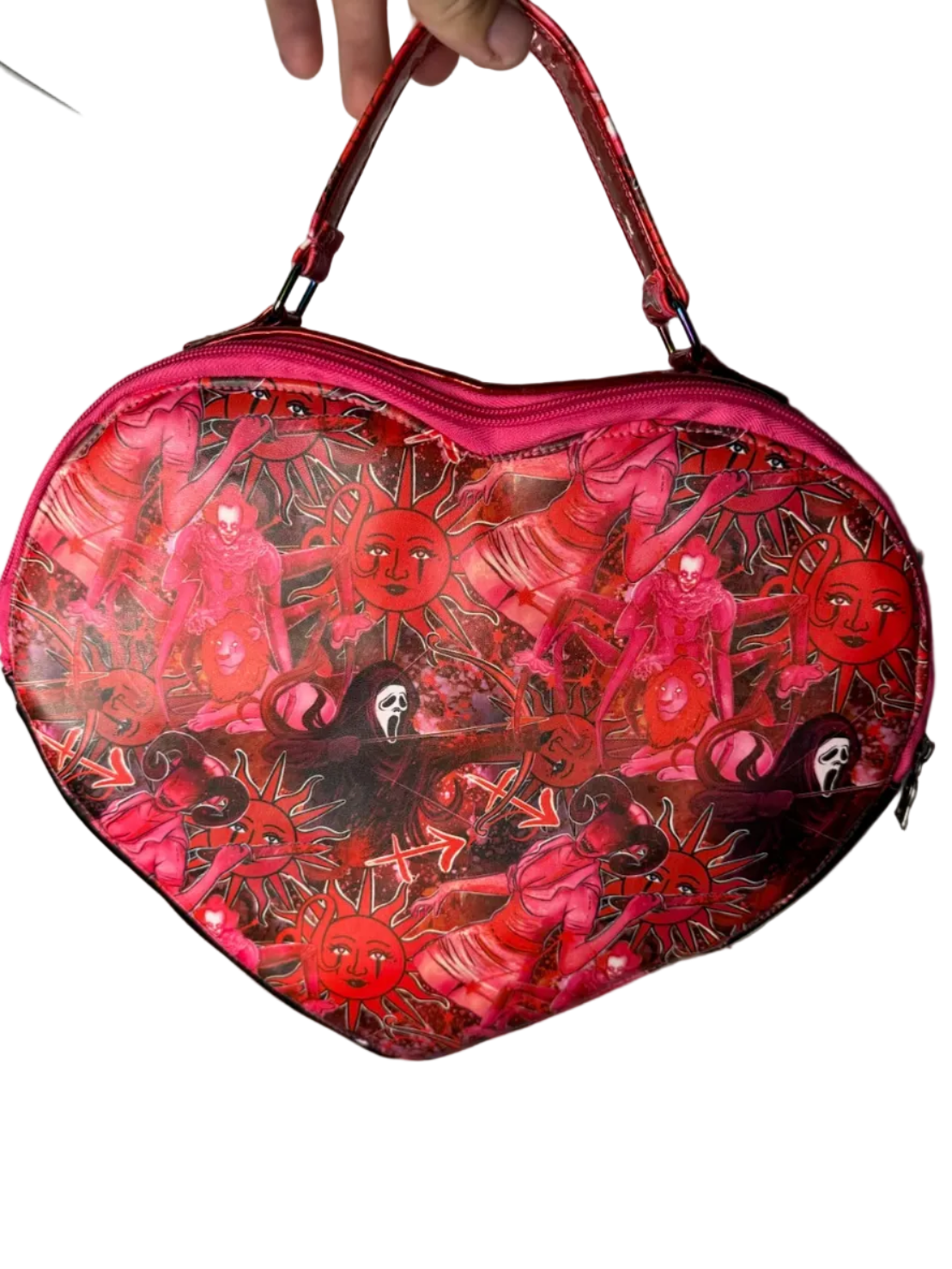 Herzförmige Handtasche | Rot-Rosa Horror-Tarot-Druck Handtasche | Gothische Zodiac-Clutch | Lack-Vinyl-Henkeltasche | Einzelstück