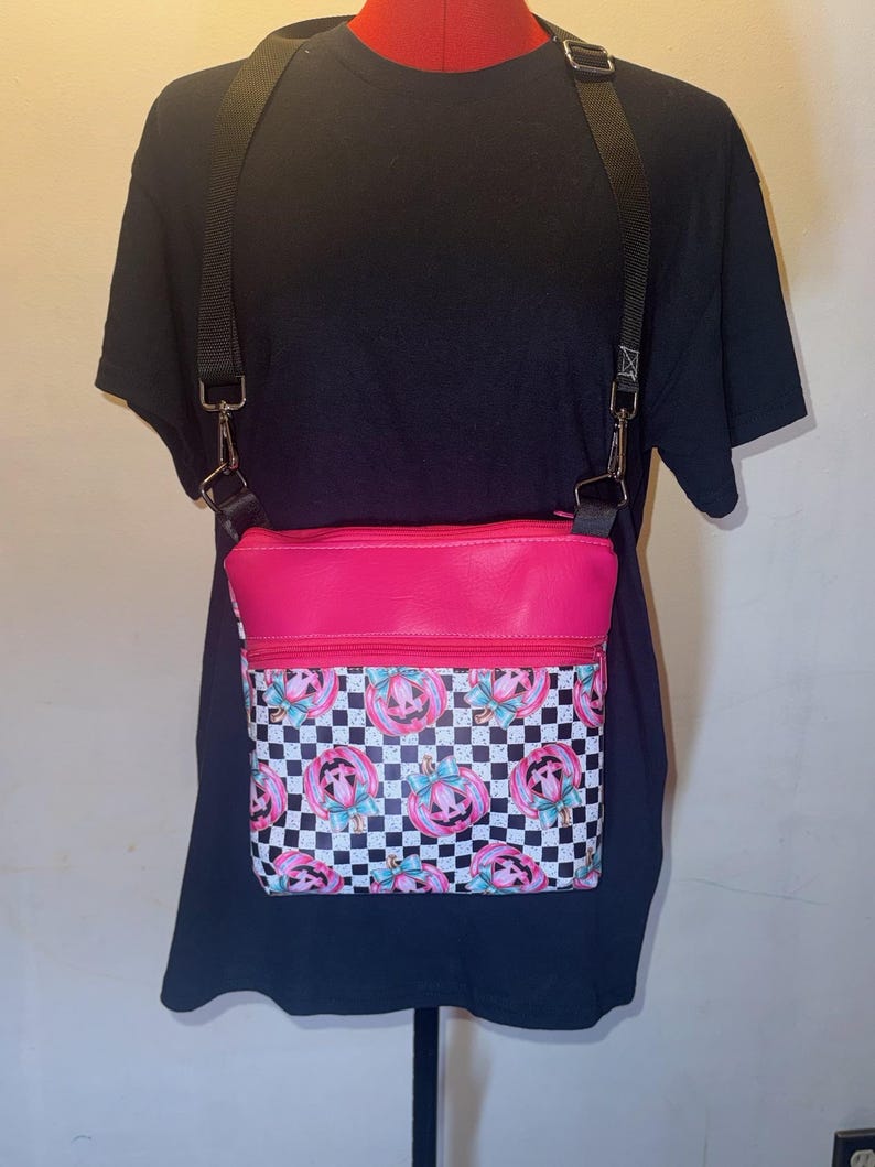 Pink pumpkin crossbody bag front detail