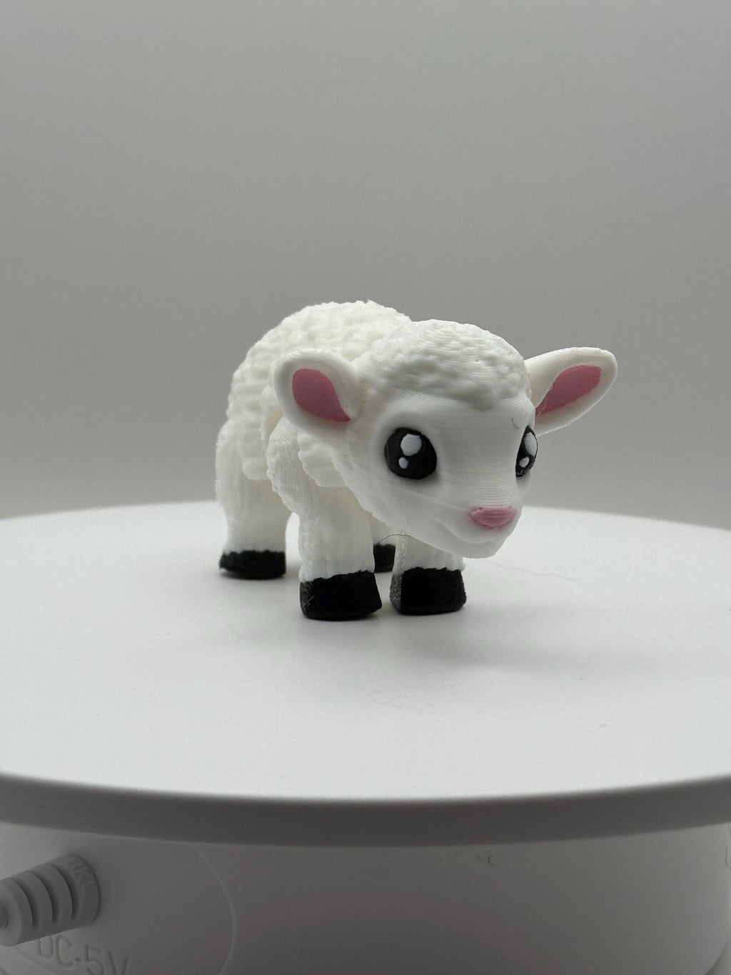 Articulated Lamb Flexi Figurine | 3D Printed Sheep Desk Toy, Fidget, Collectible