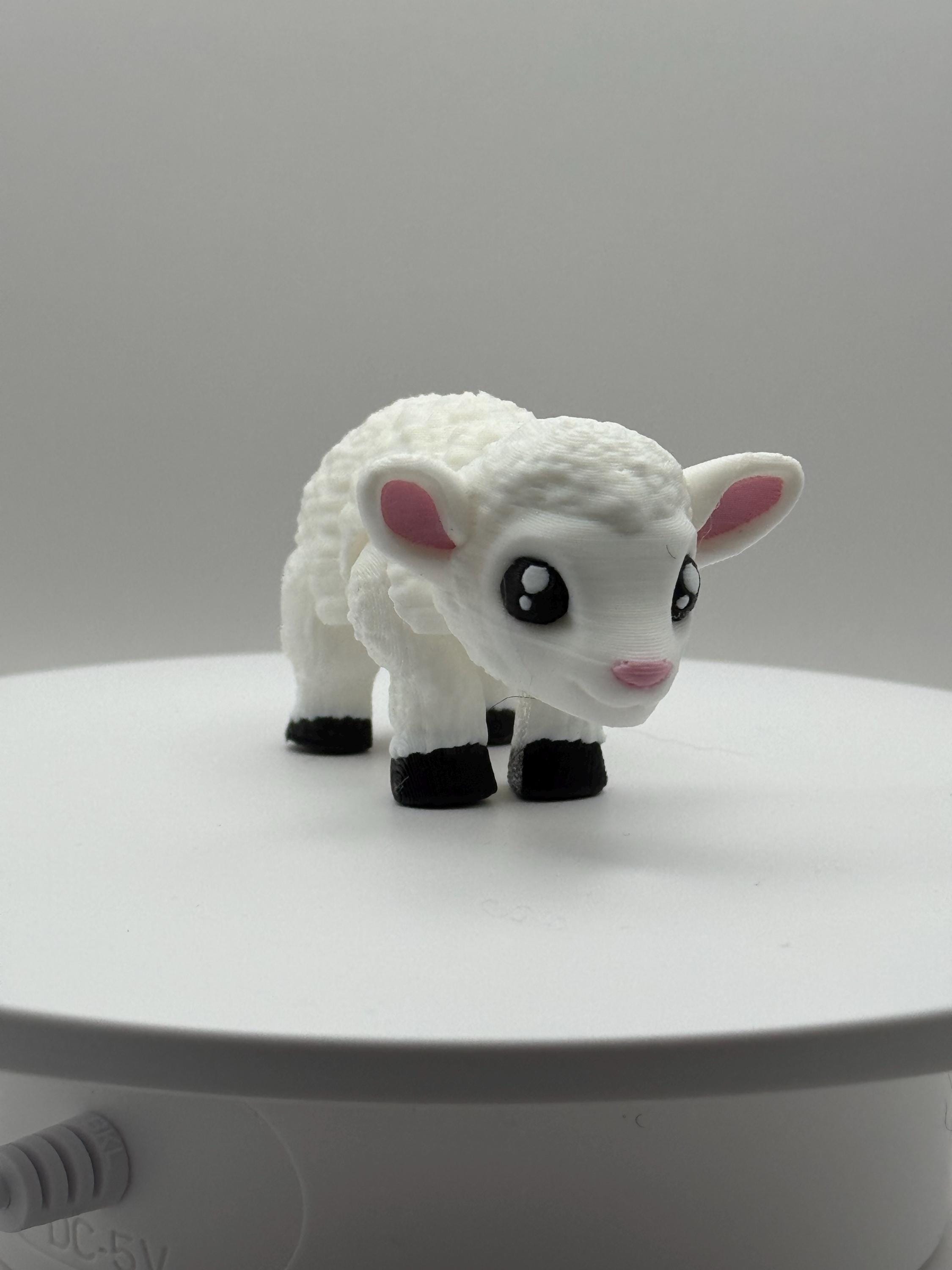 Articulated Lamb Flexi Figurine | 3D Printed Sheep Desk Toy, Fidget, Collectible
