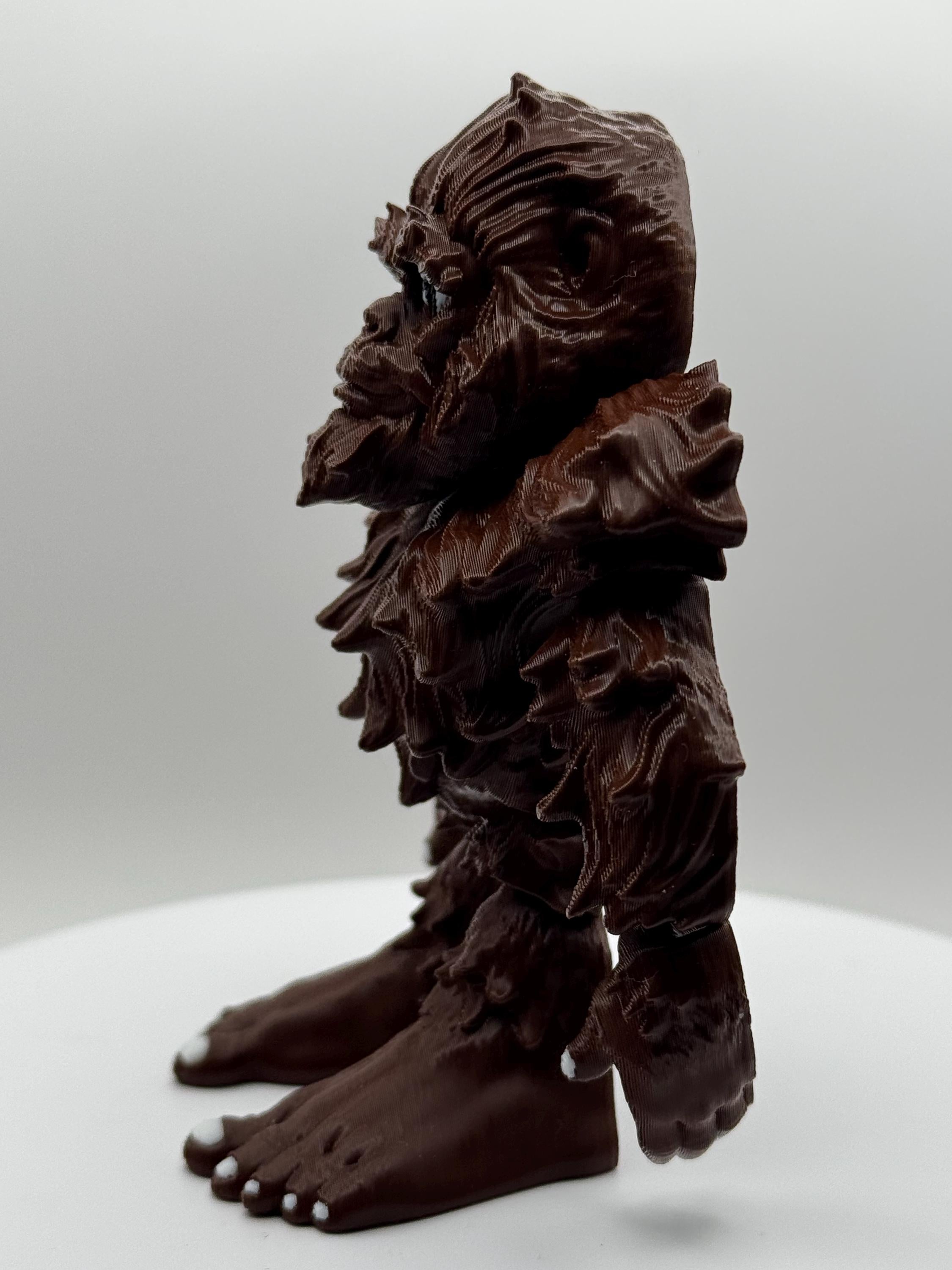 3D Printed Bigfoot Flexi Toy | Halloween Decoration, Cryptid Fidget Toy, Sasquatch Figurine, Novelty Desk Buddy Halloween Gift for Cryptid E