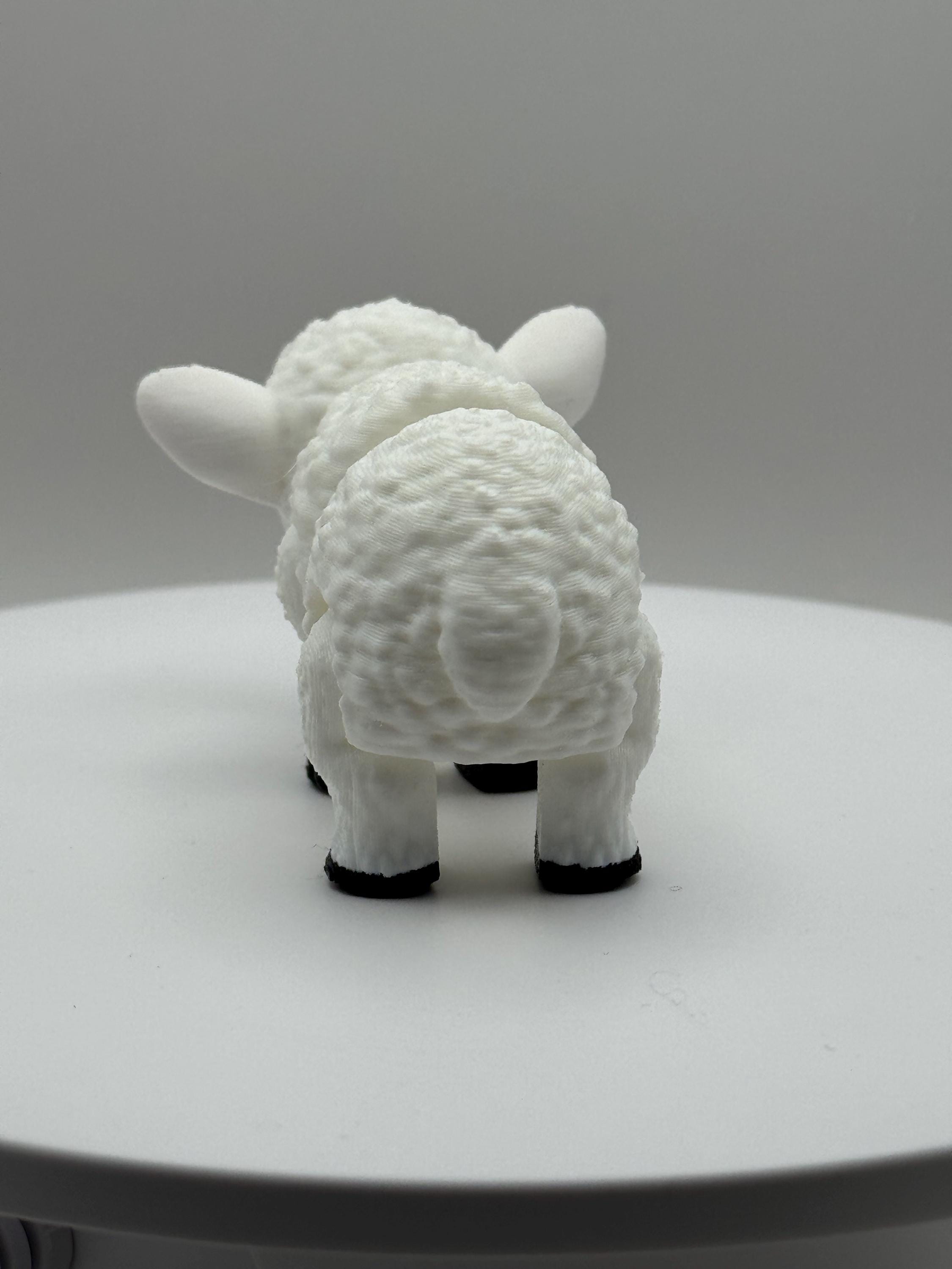 Articulated Lamb Flexi Figurine | 3D Printed Sheep Desk Toy, Fidget, Collectible